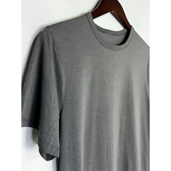 Lululemon Gray Athletic Stretchy Tee Mens Size M - Picture 2 of 5